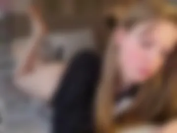 stefaniyaaa photo 2