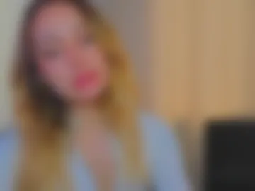 strawberrypie99 photo 3