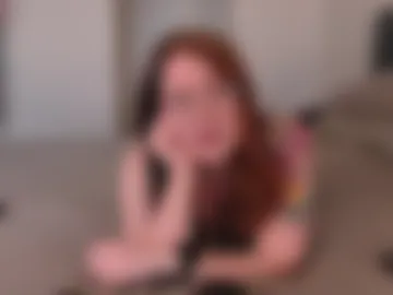 strawberryyfoxie photo 5