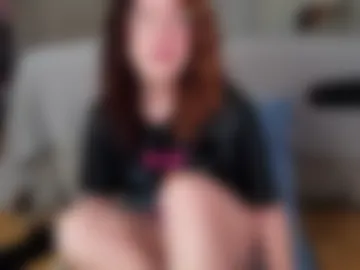 strawberryyfoxie photo 2