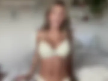 sugarpoppyxo photo 2