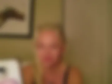 summerishotter webcam preview