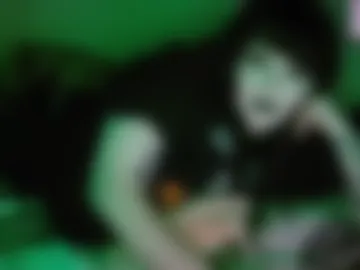 sundaygoth live webcam preview