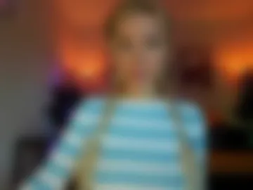 super_peach webcam preview