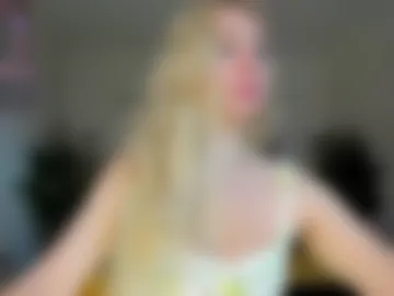 super_peach webcam preview