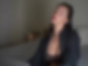 sweet_and_honest live webcam preview