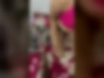 sweet_cute_bunny_girl live webcam preview