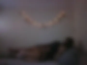 sweet_honeymoon live webcam preview
