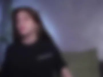 taitehambelton photo 7