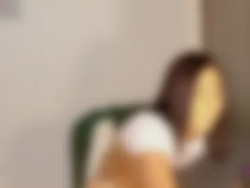 talianaprada_ photo 6