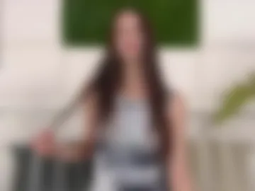 taraharriss photo 7