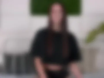 taraharriss photo 2