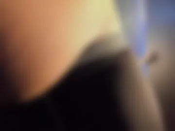 tasha_bm live webcam preview
