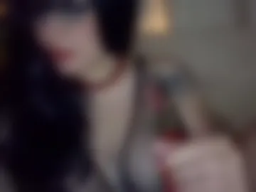 temptresscrystalia photo 2
