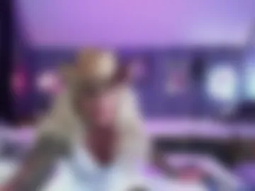 tgirl_rideyourtgirlcock69 live webcam preview