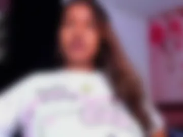 thais_waldrof webcam preview