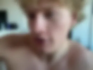 thatbl0ndeboyx photo 2