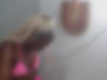 the_realqueen12 photo 6