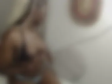 the_realqueen12 photo 4