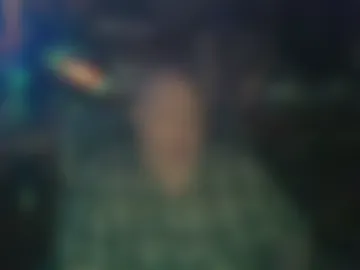 thealiensarecumming live webcam preview