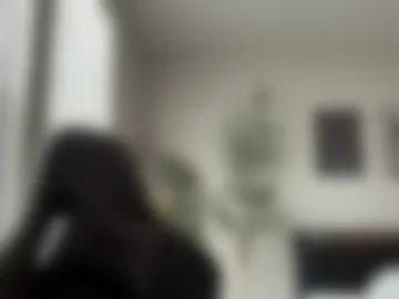 theamoureux live webcam preview