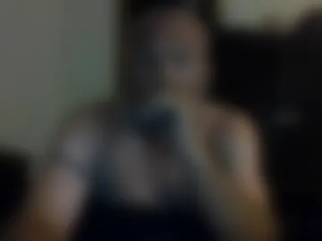 theflirtinsquirts live webcam preview