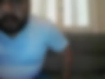 themodernbess live webcam preview