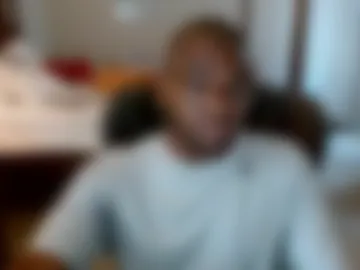 thicbottomboi97 live webcam preview
