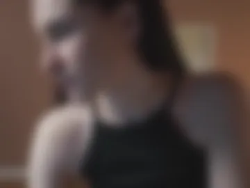 this_is_lilly live webcam preview