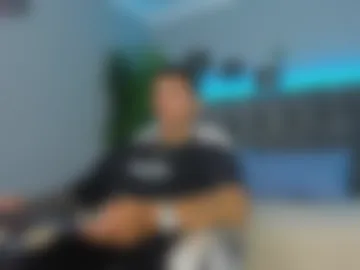 thomas_moon_ photo 5