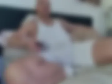 thongmuscle live webcam preview