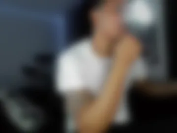 throattaker4l_ photo 3