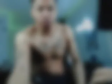 throattaker4l_ photo 2