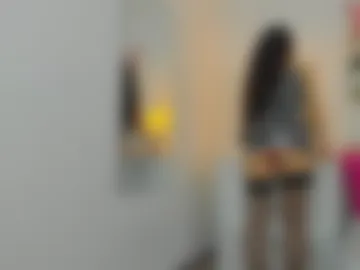 tiarussell photo 3