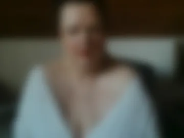 tiffanymature photo 4