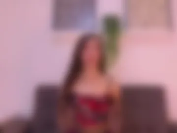 tiffvalentinee_ photo 3