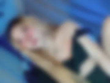 tight_elliana webcam preview