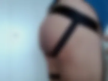 tightshortsspank photo 5