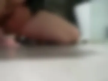 tillybloom live webcam preview