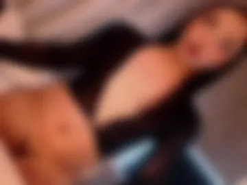 tina_allure webcam preview