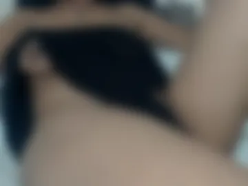 tinaxxxpetite photo 3