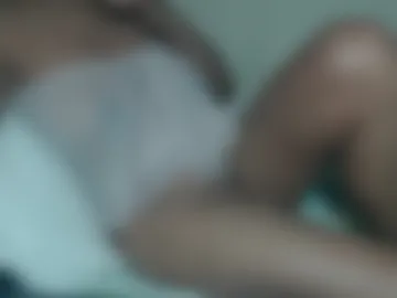 tinaxxxpetitexoxo photo 7