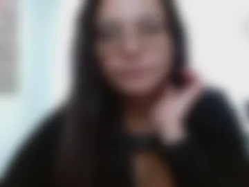 tiny_caroline photo 5