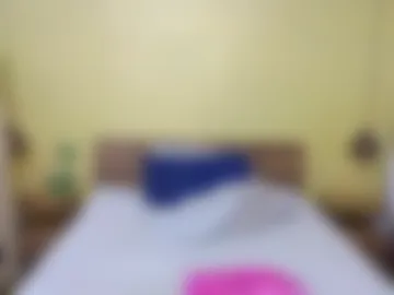 tiny_sarah1 photo 2