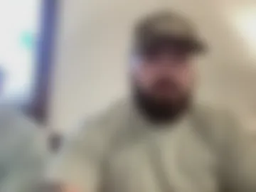 tj_dustin webcam preview