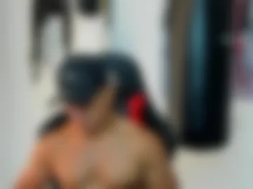 tom_kingfit photo 2