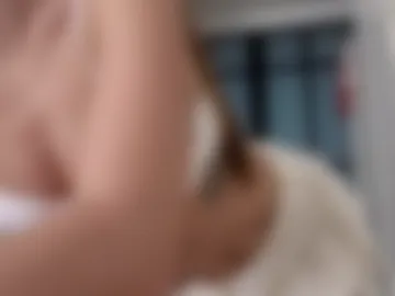 tootightwithbra photo 3