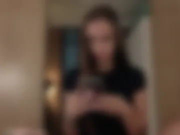 tootightwithbra photo 3