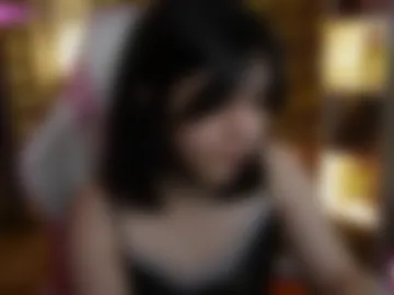 triss_moon webcam preview