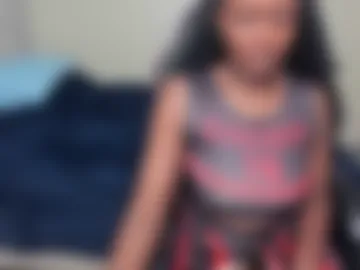 trizzytariaa photo 5